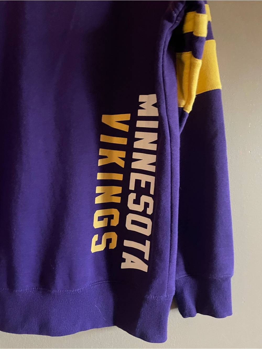 NFL Purple and Gold Vikings Full-Zip Hoodie – Size Large EUC - Picture 15 of 15